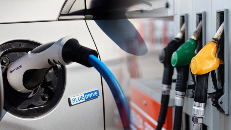 Hibrid atau Petrol? Mana Satukah Pilihan Anda